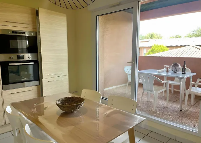 Bel Dans Saint-Cyprien (Pyrenees-Orientales)